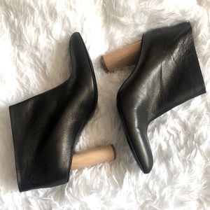 Pre-owned Martha Davies Leather Shootie with Oval Wooden Heel. Made in Italy